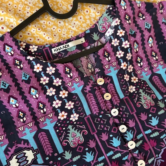 khaadi kurta - Picture 2 of 4